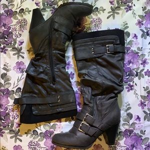 SOLD - Fergie Black Boot
